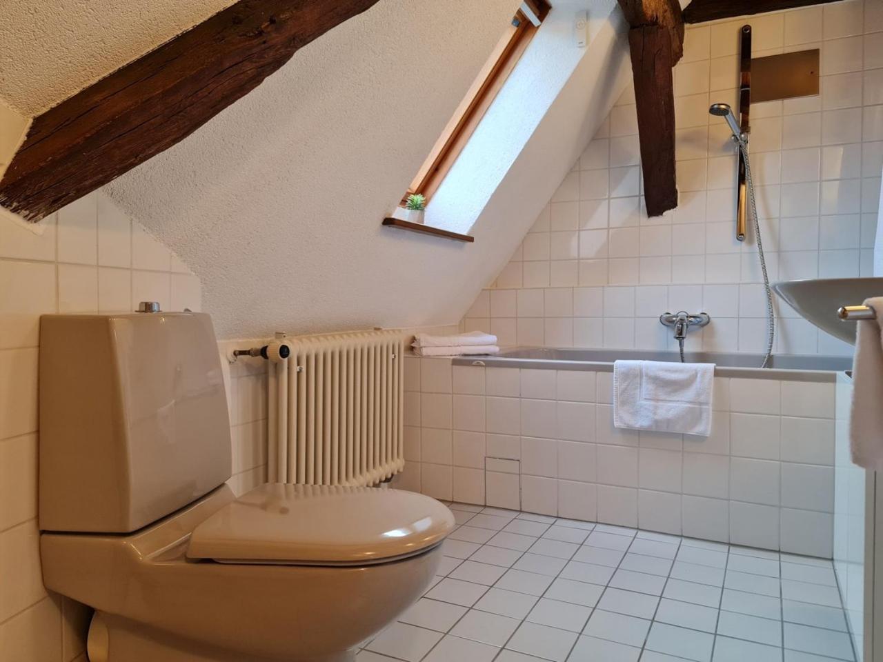 Avahome: Haus Fuer 16, Wlan, Parkplaetze, Netflix, Nespresso Kandel Szoba fotó